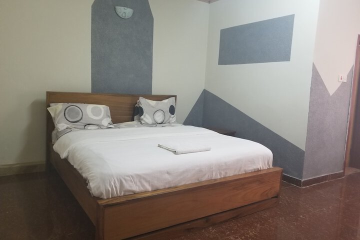Room 28 of 71