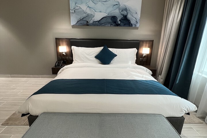 Room 16 of 65