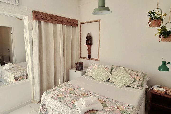Room 40 of 142