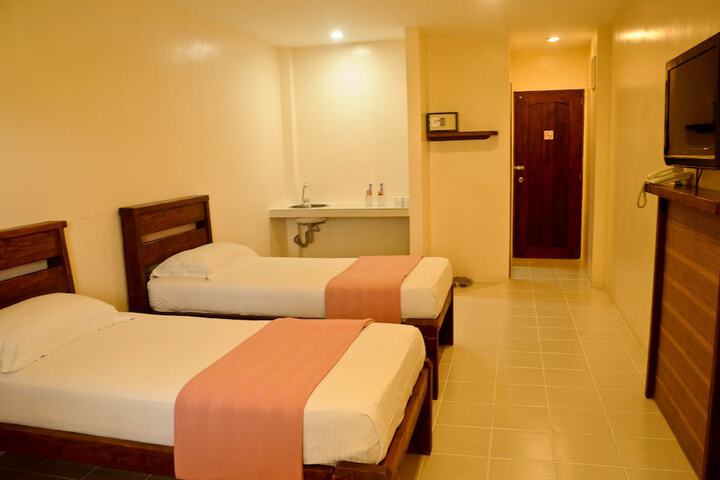 Room 14 of 72
