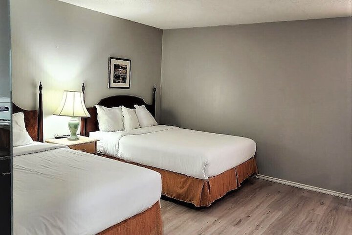 Room 6 of 21