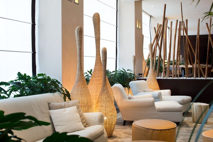 Guest Lobby