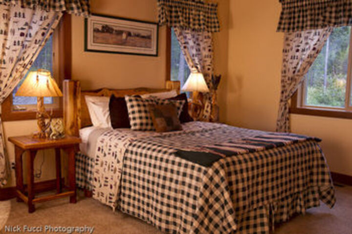 Room 9 of 20