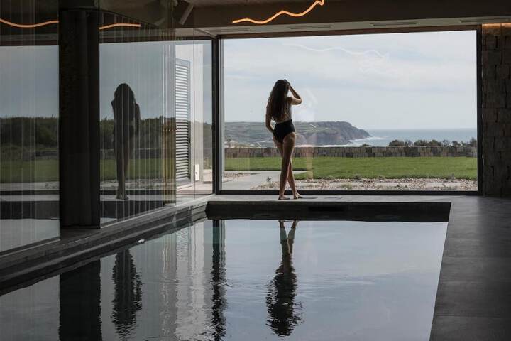 Pool 20 of 42