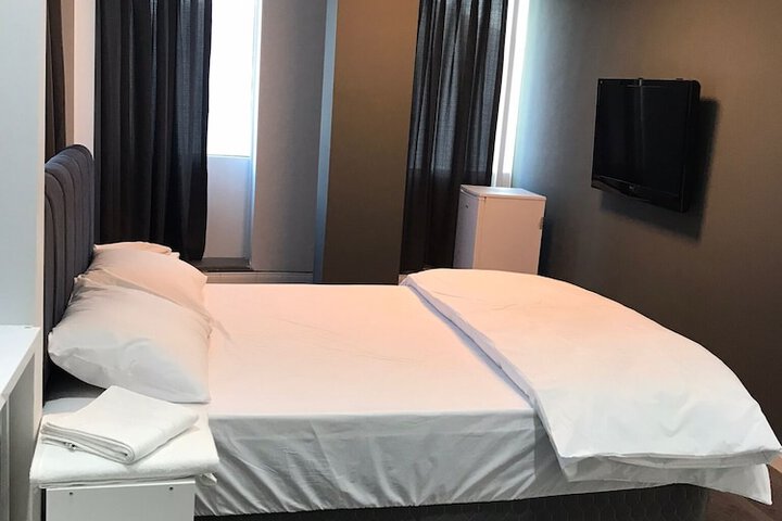 Room 7 of 46