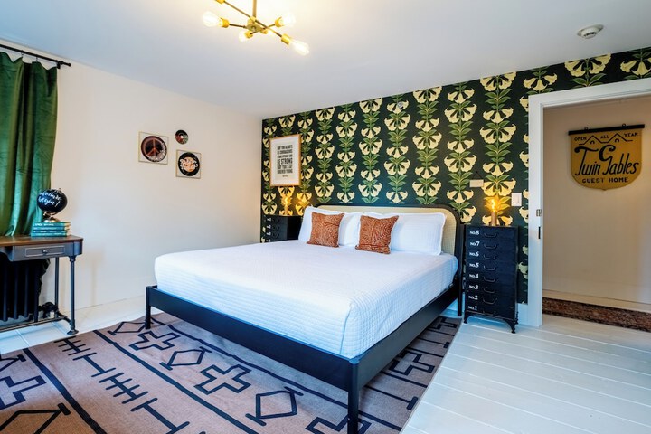 Room 41 of 130