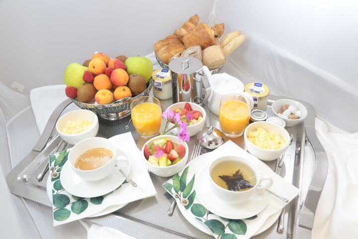 Breakfast meal