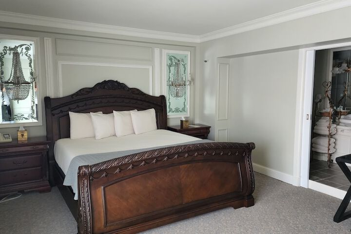 Room 89 of 206