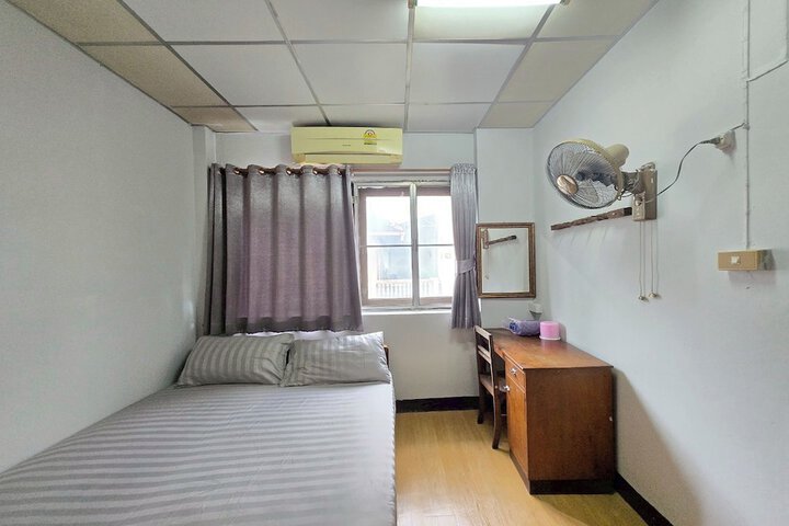 Room 12 of 44