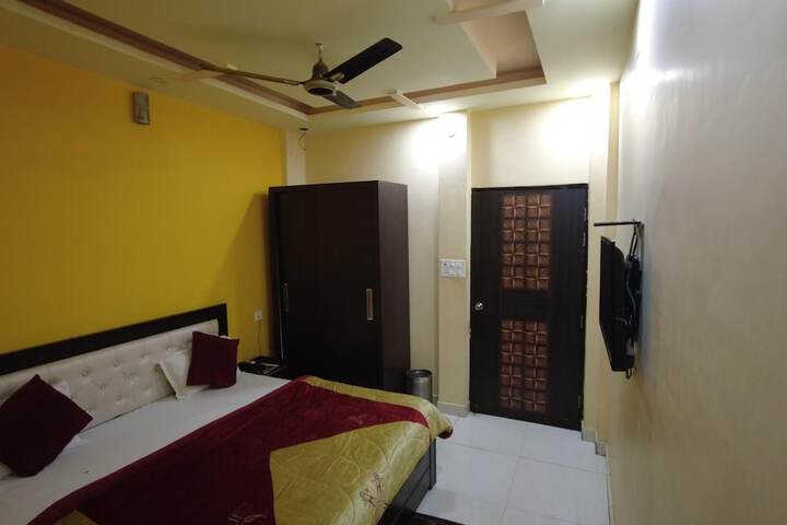 Room 20 of 50