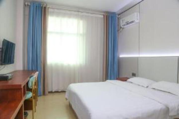 Room 7 of 7
