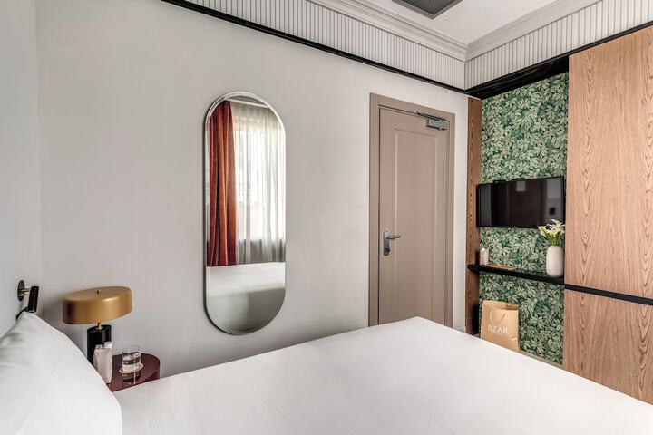 Room 29 of 47