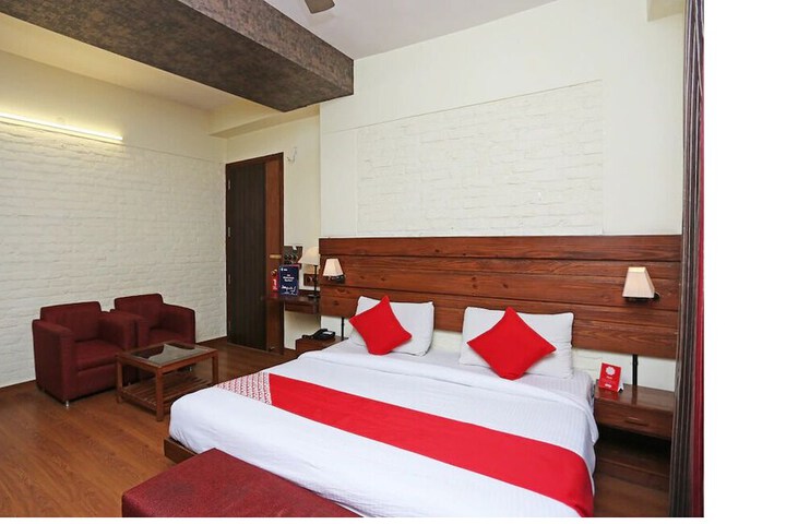 Room 15 of 30