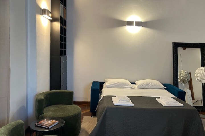Room 17 of 42