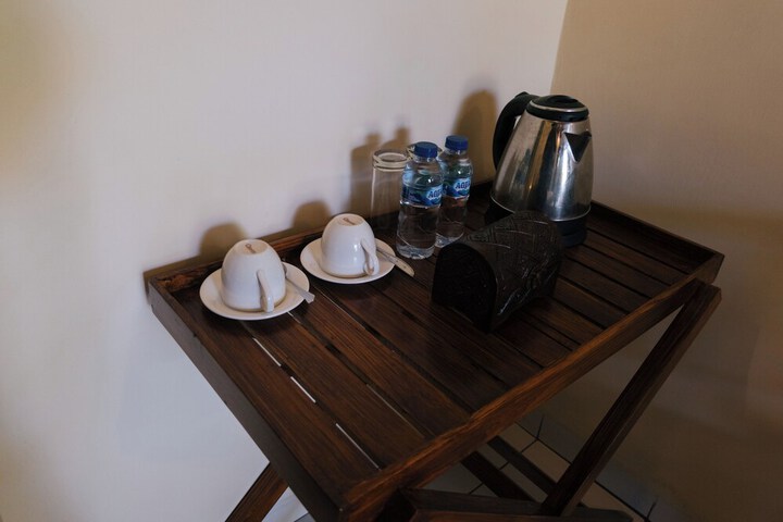 Room 10 of 29