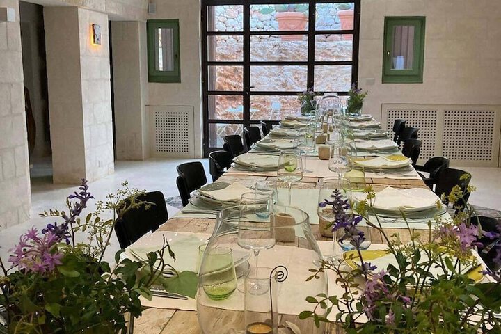 Dining 103 of 189