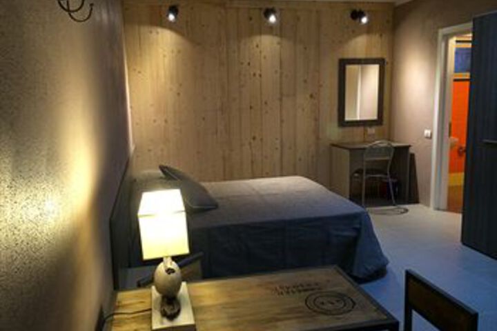 Room 29 of 40