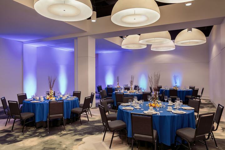 Banquet hall