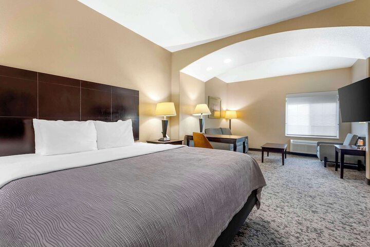 Room 15 of 31