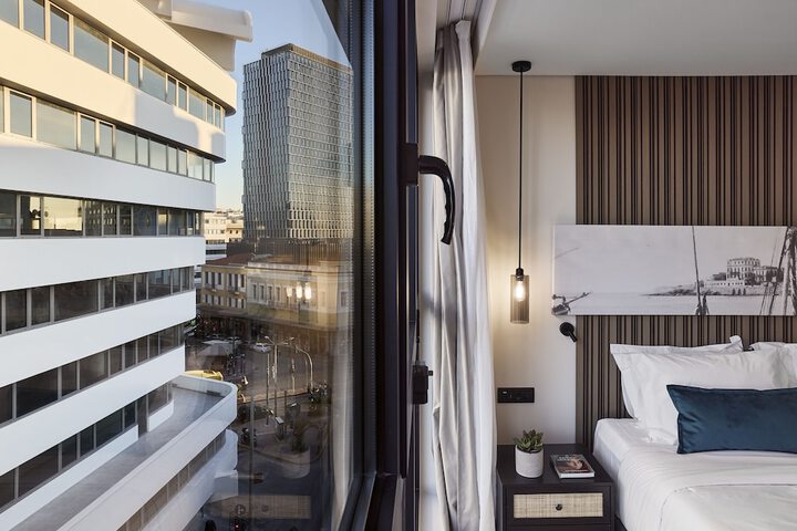 Room 54 of 103