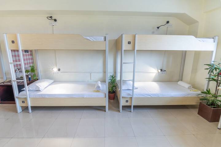 Room 25 of 88