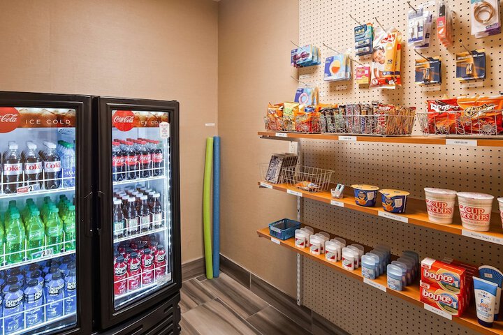 Snack bar