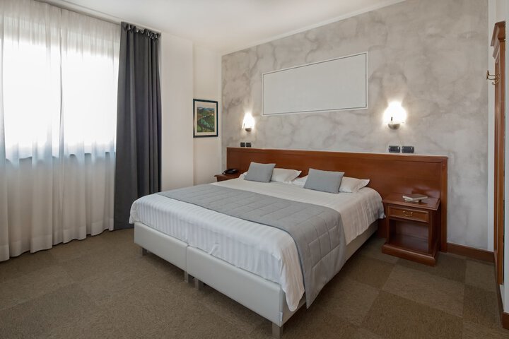 Room 29 of 69