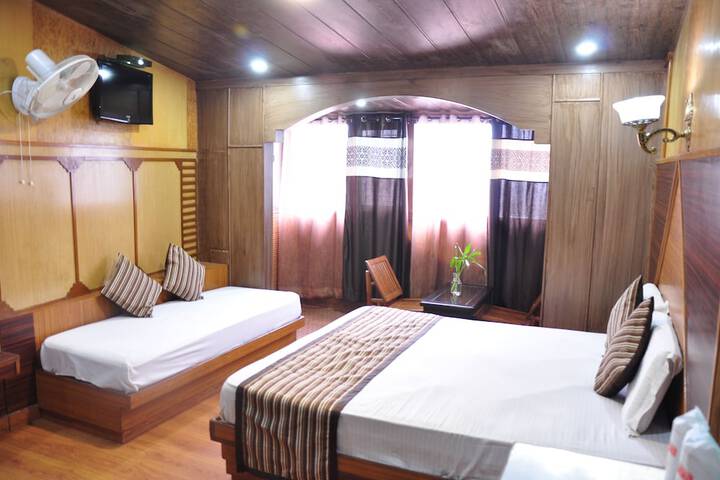 Room 16 of 42