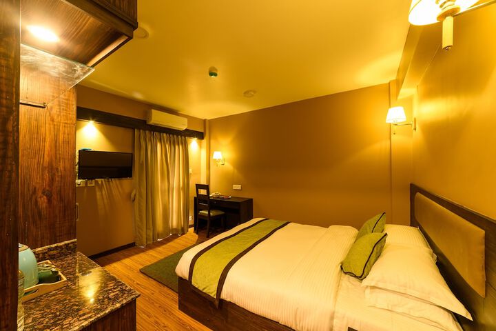 Room 2 of 14