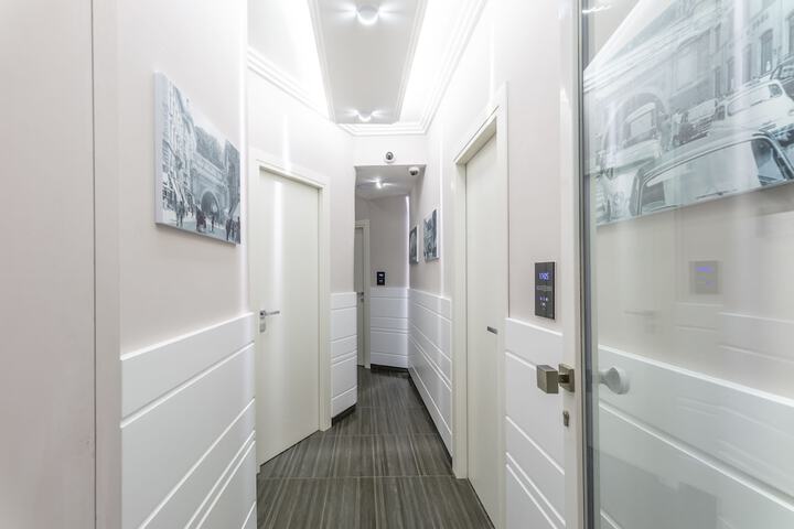 Ballroom/Hall 133 of 142