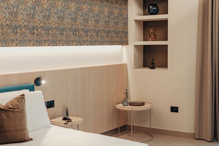 Room 28 of 107