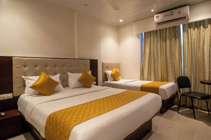 Room 47 of 86