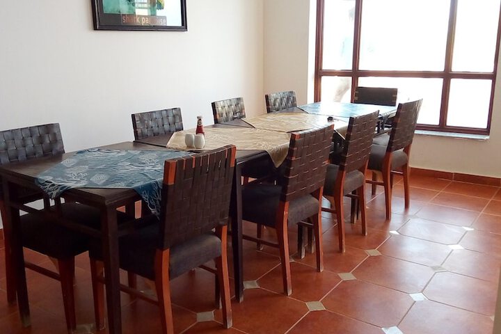 Dining 3 of 11