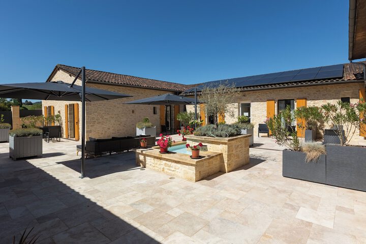 Terrace/Patio 18 of 42