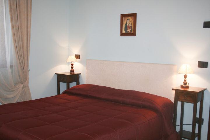 Room 7 of 10