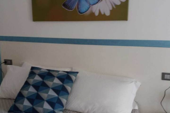 Room 20 of 63