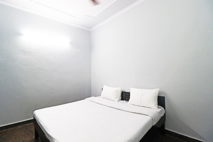 Room 25 of 25