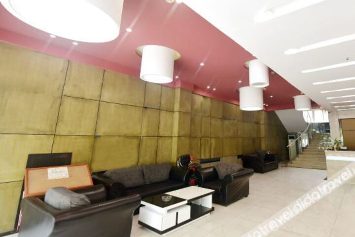 Hotel Interior 20 of 28