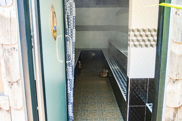 Steam room
