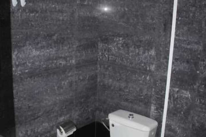 Room 45 of 63