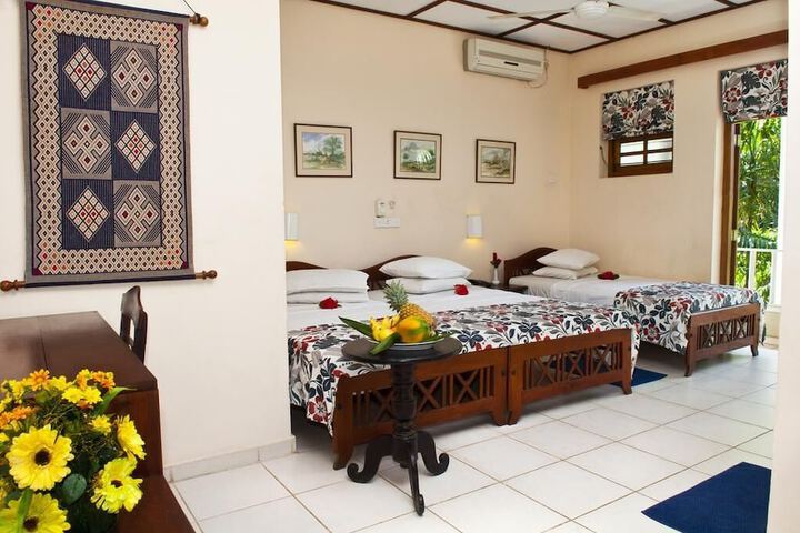 Room 5 of 40