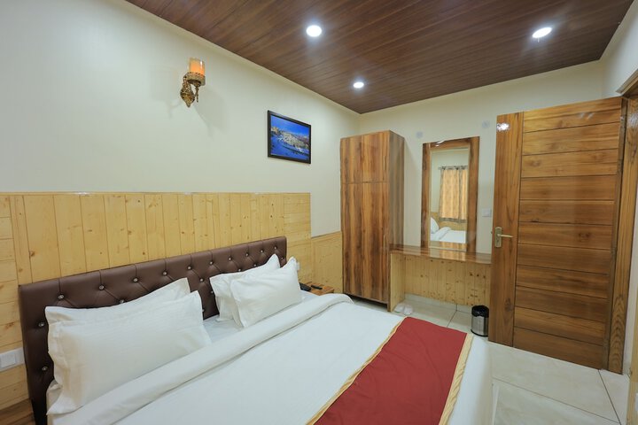 Room 7 of 23