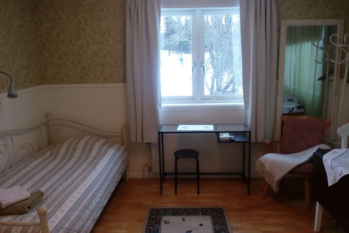 Room 11 of 63