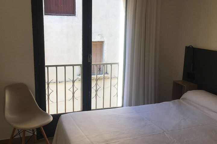 Room 12 of 31