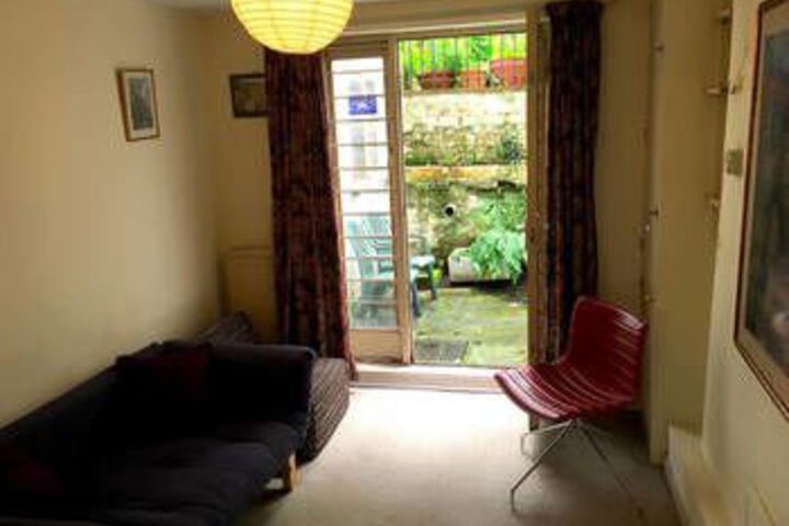 Room 8 of 8