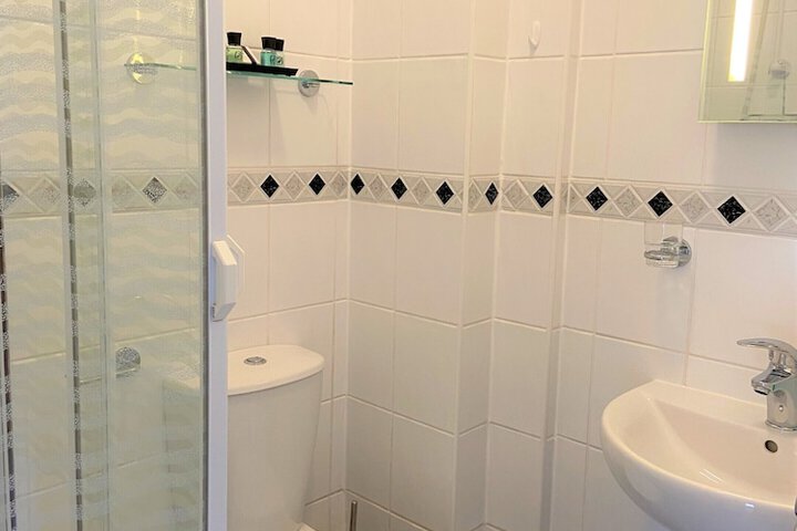 Room 40 of 63