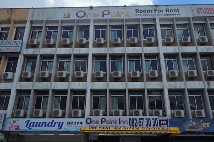 One Point Inn King Centre