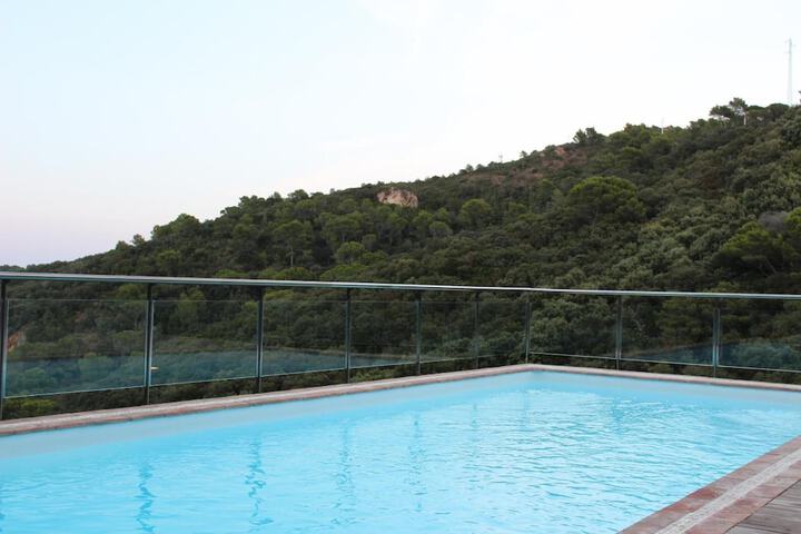 Pool 30 of 58