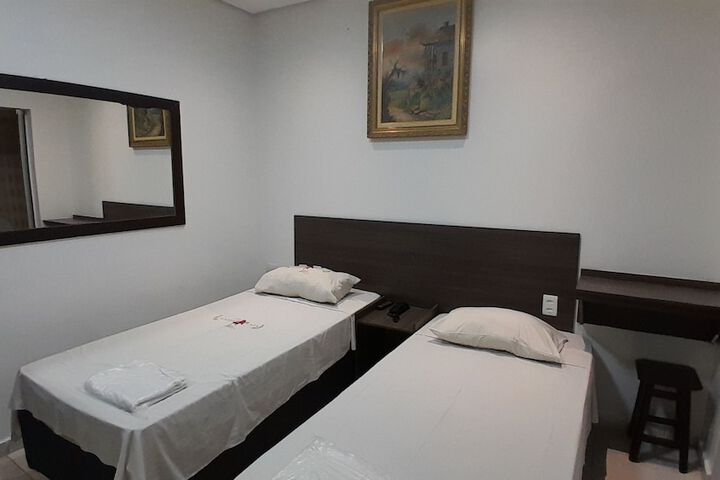 Room 21 of 47