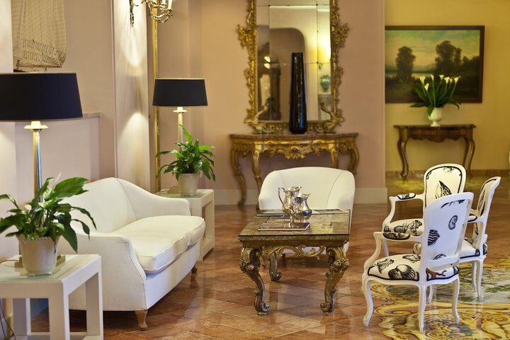 Lobby Entry